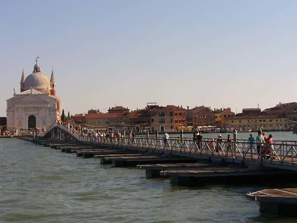 Apartment In Molino Stucky Venice