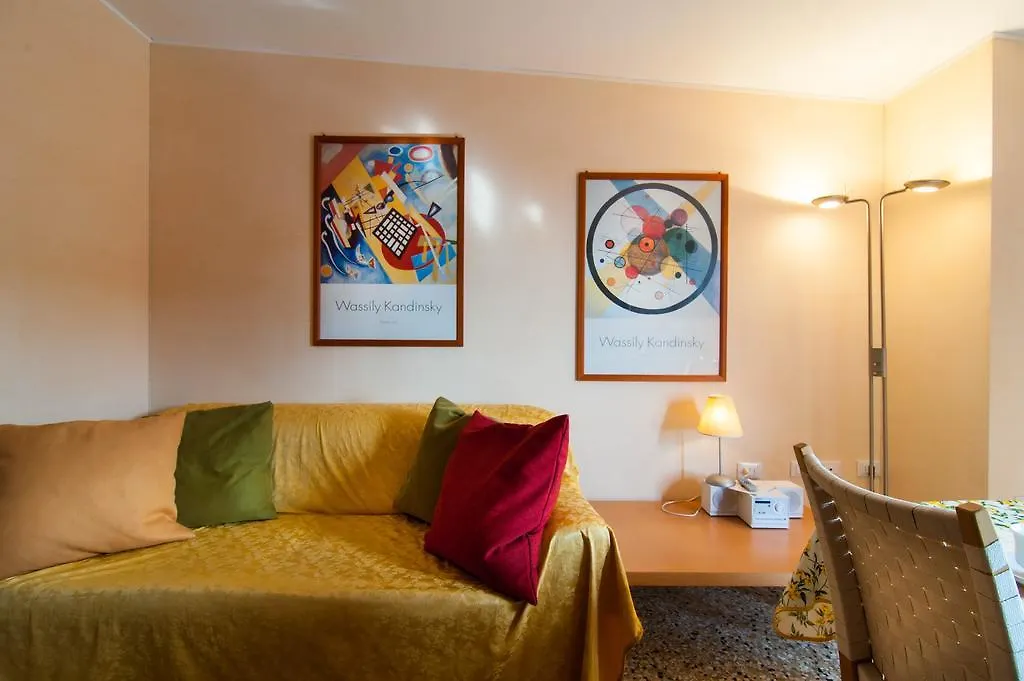 Apartment In Molino Stucky Venice 0*,