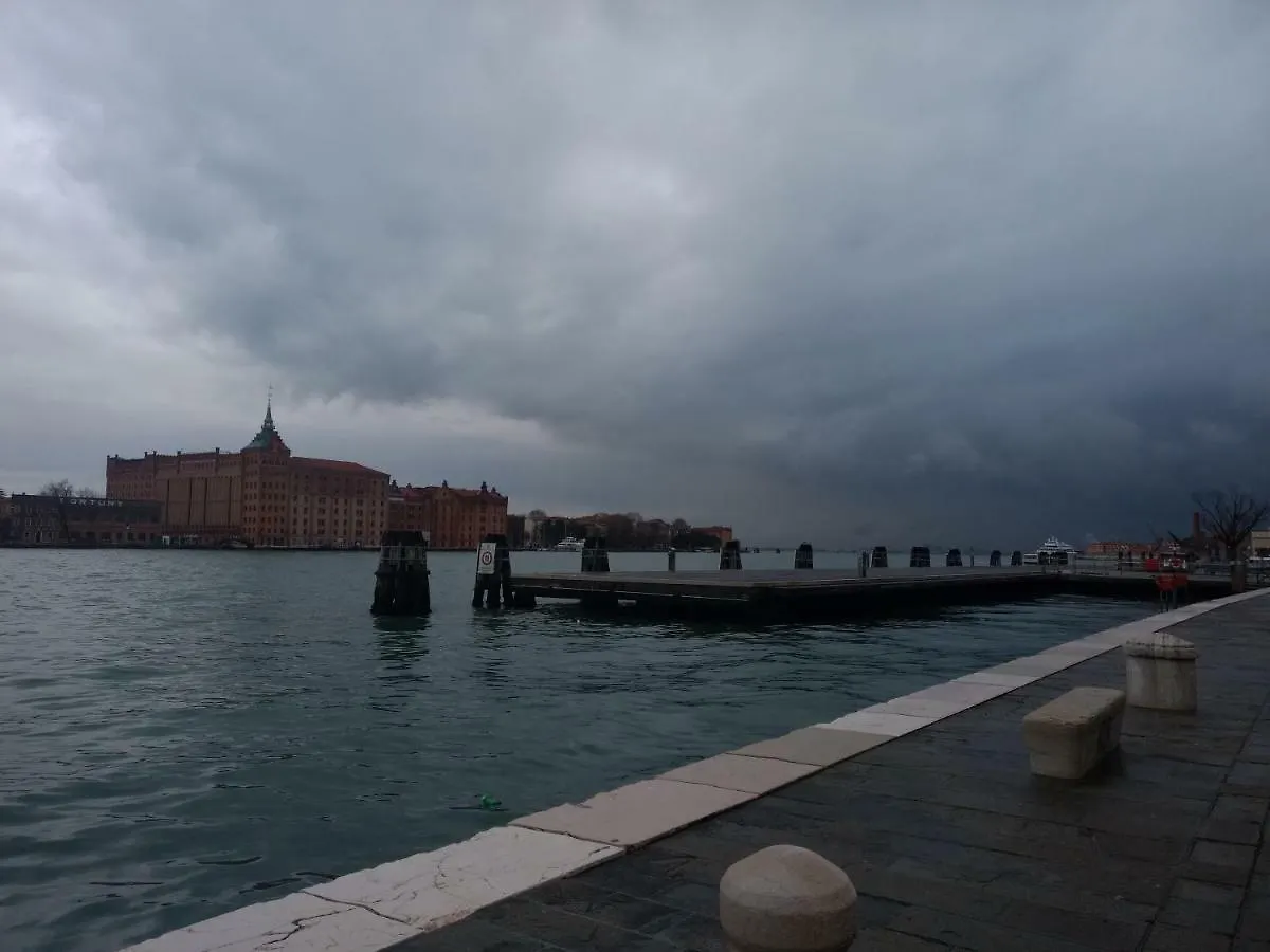 Apartment In Molino Stucky Venice
